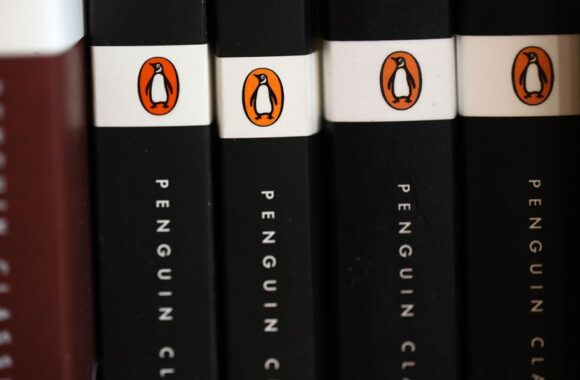 Paramount Scraps Simon & Schuster Sale to Penguin Random House, Will Get $200M Kill Fee