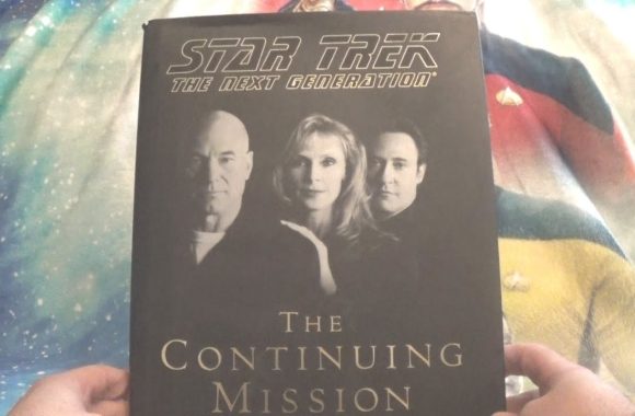 Star Trek TNG: the Continuing Mission book